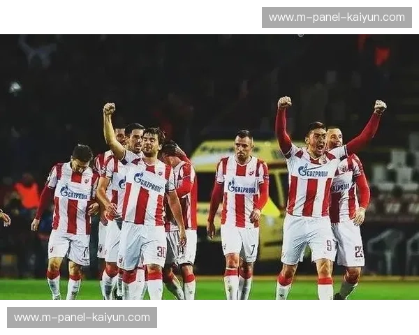 莱比锡红牛前锋群状态起伏，欧冠资格争夺存变数