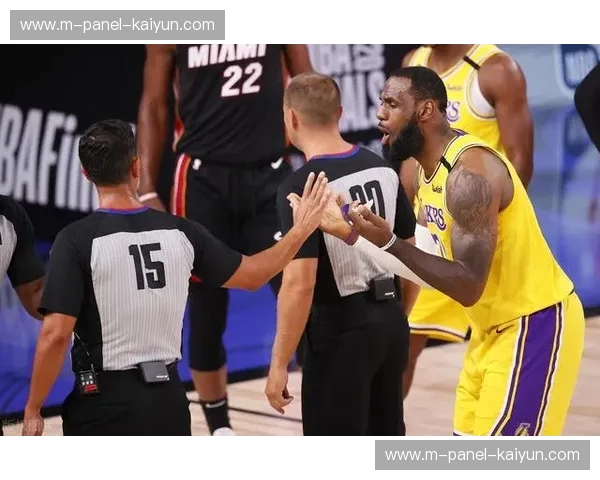 詹姆斯未来引关注，ESPN名记透露其有兴趣加盟三四支球队