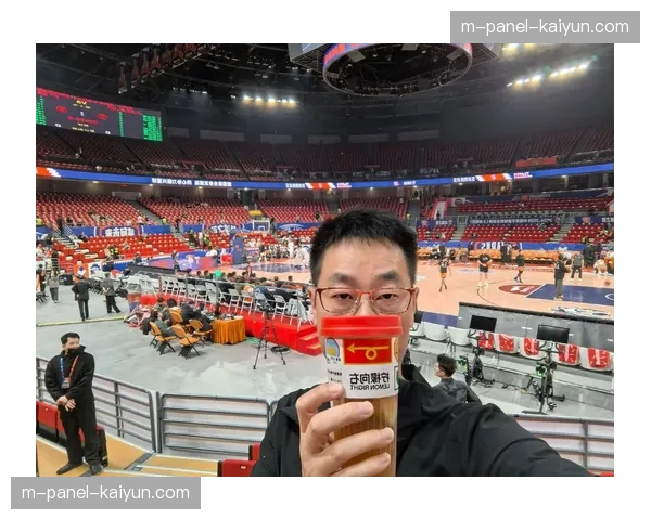 从录像分析到实战演练：上海久事如何为季后赛准备“肋部传切”战术